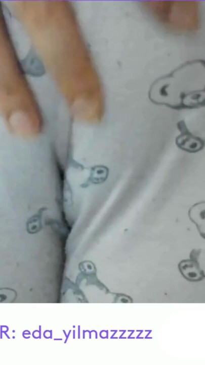 CAMELTOE- MASTURBATION IN PAJAMAS- PUFFED PUSSY- TURKISH PORN | Clip 1