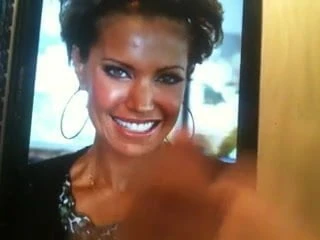 Cum tribute vor Silvie van