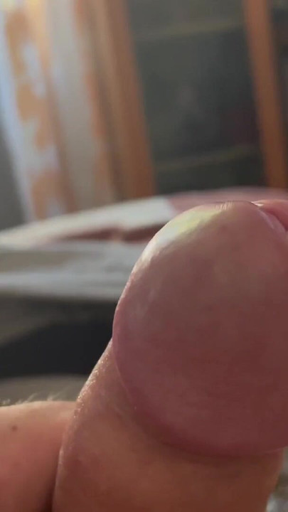 ドスケベエッチ奴隷のための痛いオナニー | クリップ 2