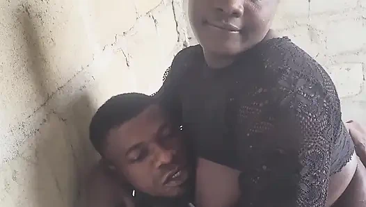 Lütfen amcığıma boşal