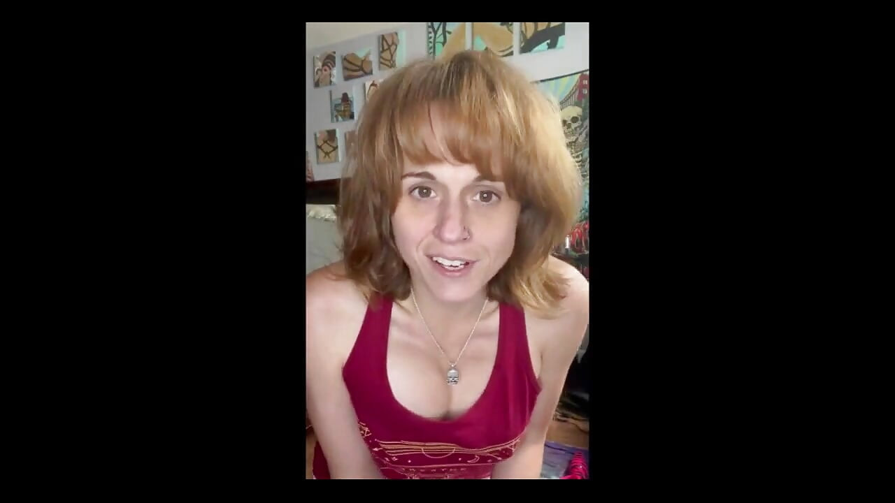 سوزي وايلد حصلت على فطيرة كريمية