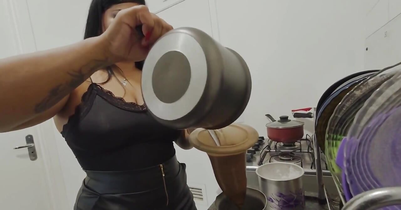 Coffee with the Dirty Old Neighbor Checking His Thick Cock