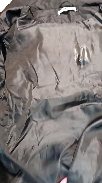 彼女のパファージャケットの裏地なんてクソくらえだ