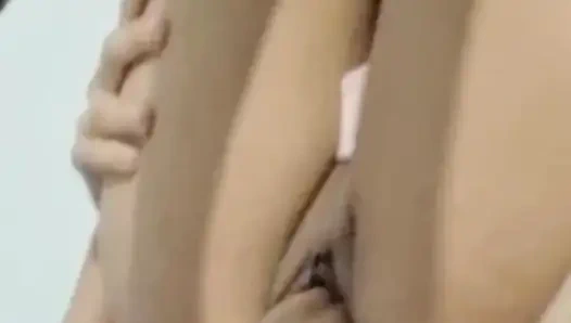 Sıska kızlar büyük tercih ediyor