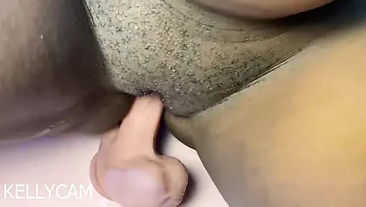 MEMEK SEMOK BERBULU MANIS SAAT MASTURBASI HINGGA AIR MANI