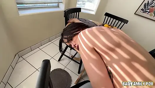 BadFamilyPOV - Ivy's stepson can't resist her tempting curves