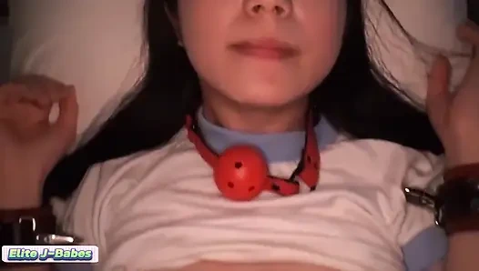 Gadis imut ini diam-diam ketemu sama pacarnya di kamar hotel!