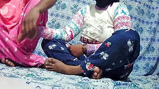 Sri Lanka dasi boy and mom sex in the park