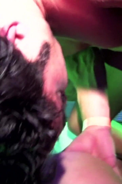 Two horny tattooed chicks fuck in threesome