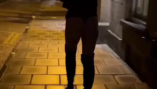 Pamer jalanan di depan umum