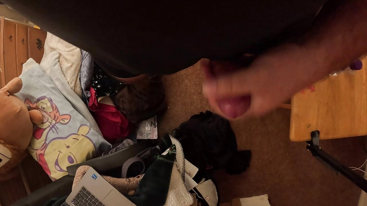 6'4" Tall Guy with Massive Hands Huge Cumshot on Lens in Wife's Family Room