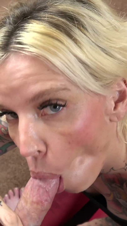 Kitt Jones Teaches Her Cock Sucking Class