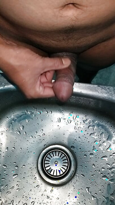 Fucking Sink Solo Masturbation