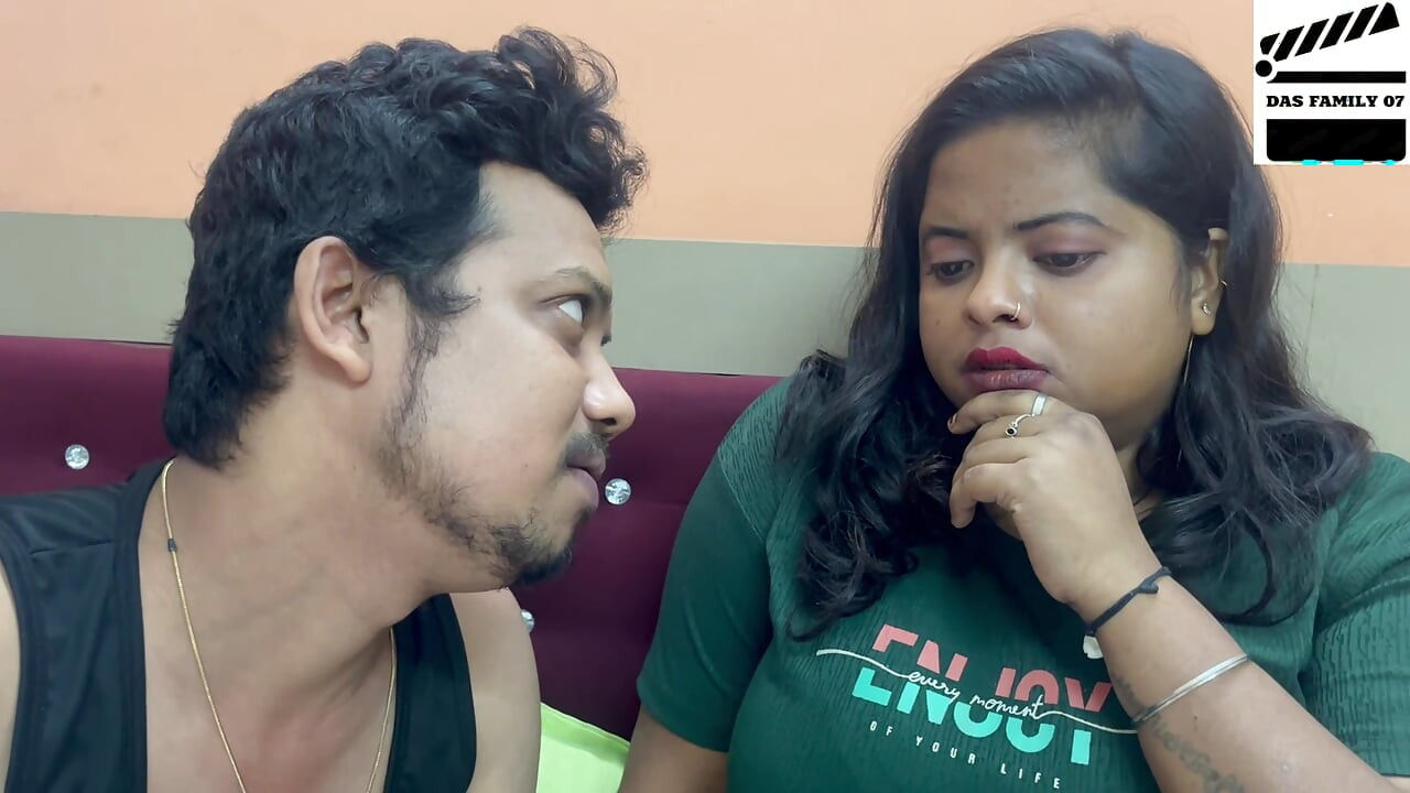 BAARE DUDHWALI BHABI OR THARKI DEWAR KI CHUDAI RAW CLIPS