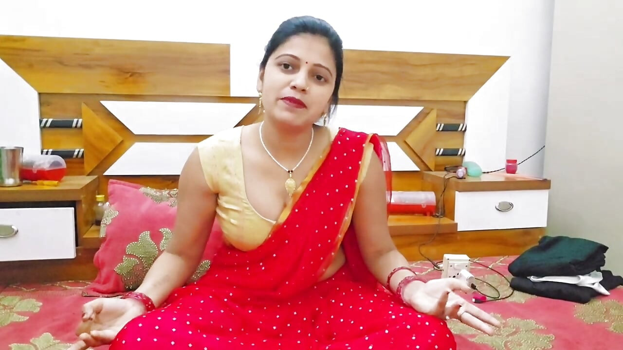 Sua Eshita. Indiana deshi bonita colagem menina quase de quatro de quatro desfrutar de tempo vídeo