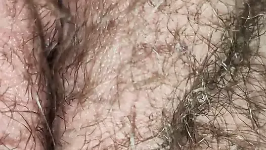 Wife’s hairy pussy