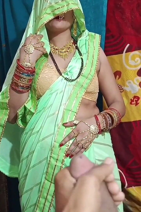 بهابي هندية جديدة جميلة وأكثر حديثا واضحا بالهندية