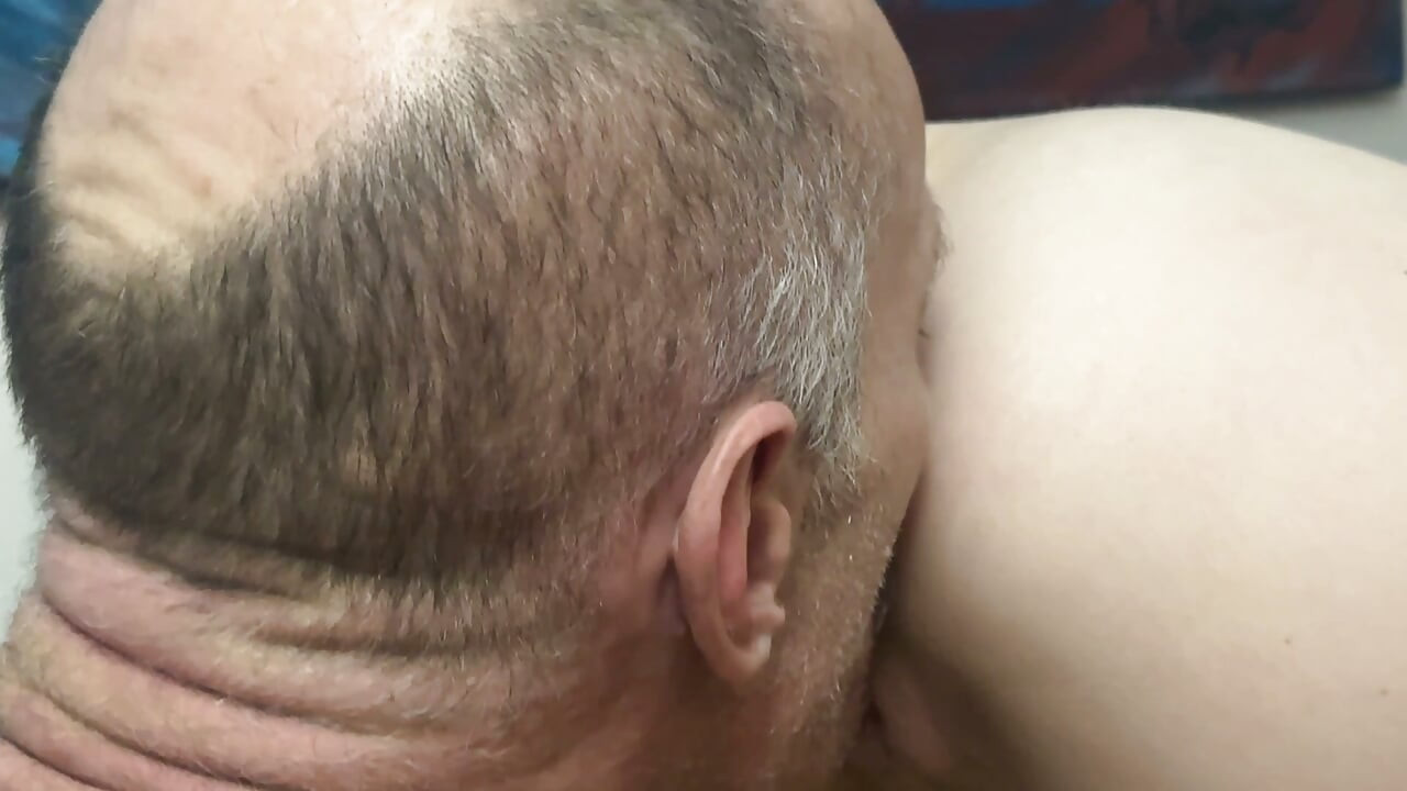 hot body babe gets fucked hard from behind