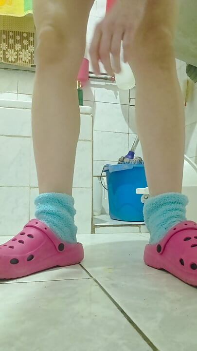 Ya Tuhan! Botol yang sangat besar masuk ke dalam Anus...