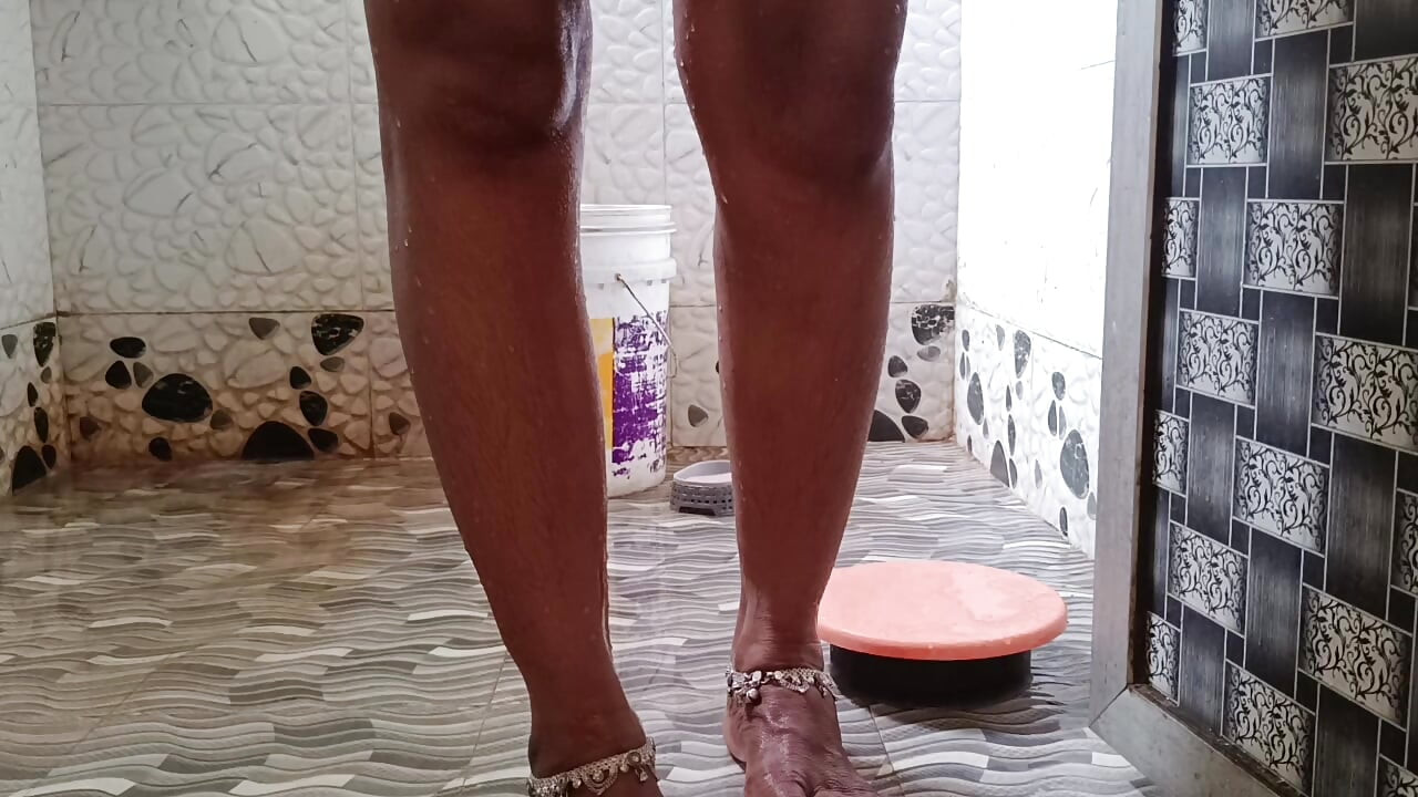 Damad a Gaya bathroom mein