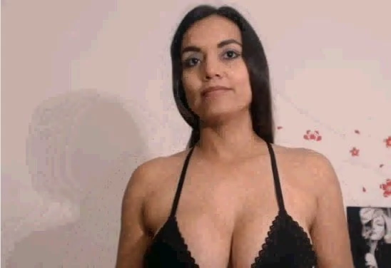 Girl show me her black open front bra