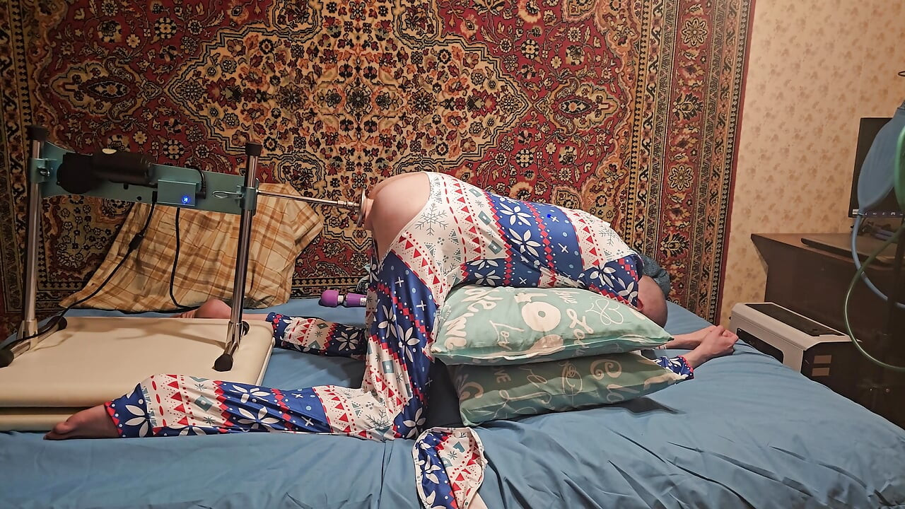 Sasha Earth Crossdresser homemade amateur anal Fucking Machine