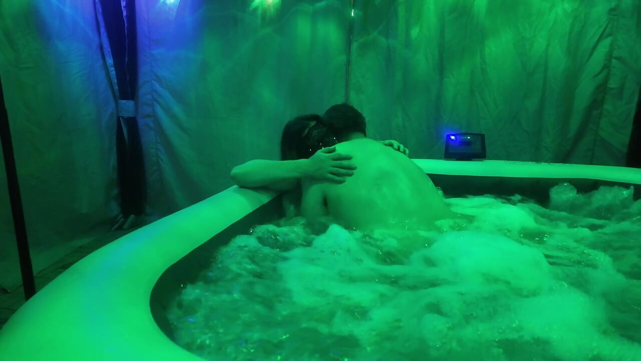 Little fuck in the SPA amateurs french