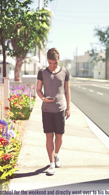 Dyl wurde von sams stiefmutter verführt und fickte sie am ende vor ihrem ehemann mit den fingern