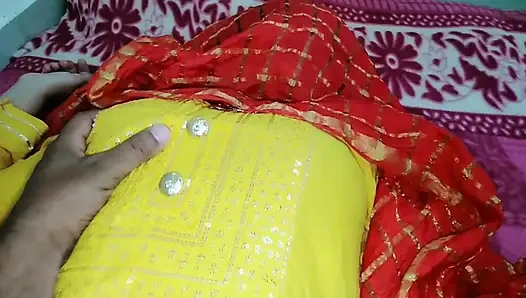 Whole night sex with Indian friend's beautiful wife porn video