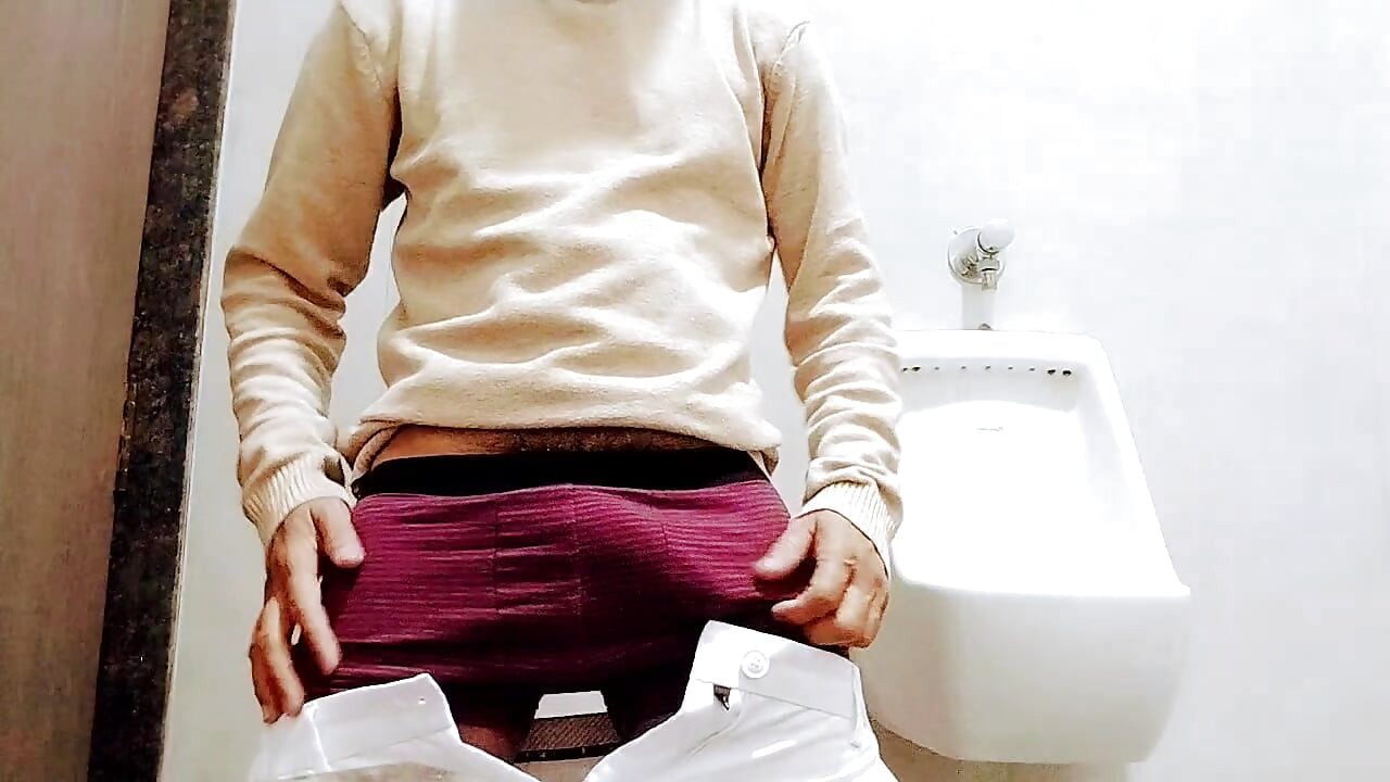 เล่นเสียวกับควยตัวเอง