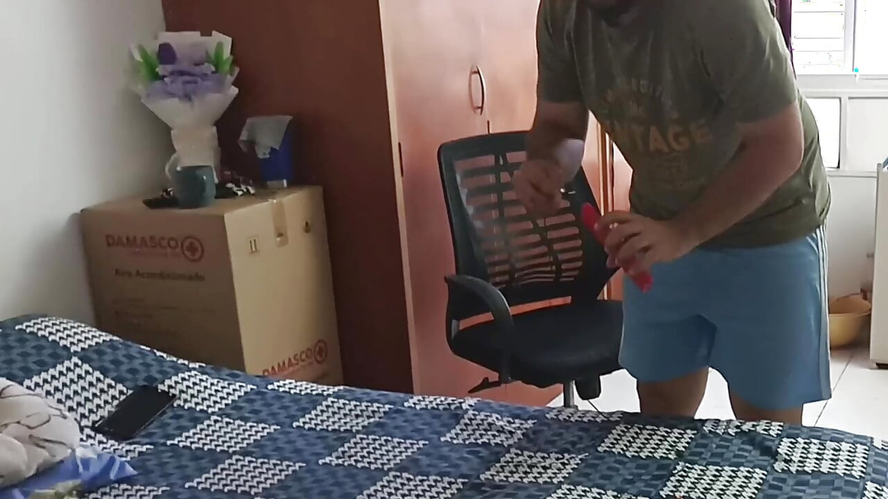 My MILF stepsister teaches me how to masturbate. Spanish porn.