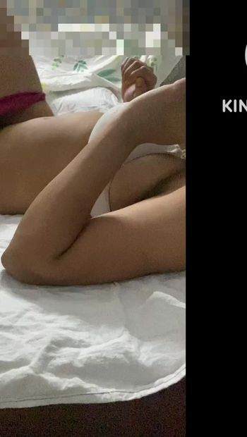 Una coppia indiana calda fa sesso duro e prova a pecorina con audio hindi