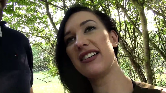 Lilly Fox знает, что ей нравится