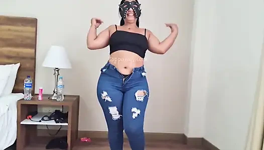 Huge Butt Latina Tight Jeans Dance and Fuck