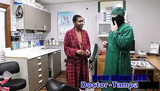 Dr tampa - orang asing di malam hari: edisi yang nggak adil - daisy mynx