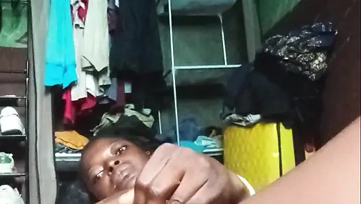 Cool Reels canlı mastürbasyon yapıyor