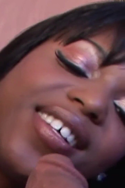 Ek bare stan kali rndi Marie luv ki moti choot ko bare kale lnd dvara choda jata hai.