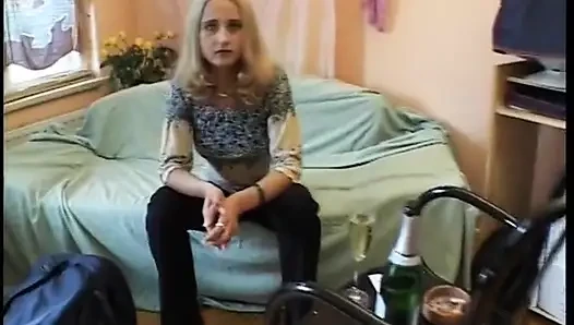 Blonde bitch fills her pussy with a big cucumber at the casting