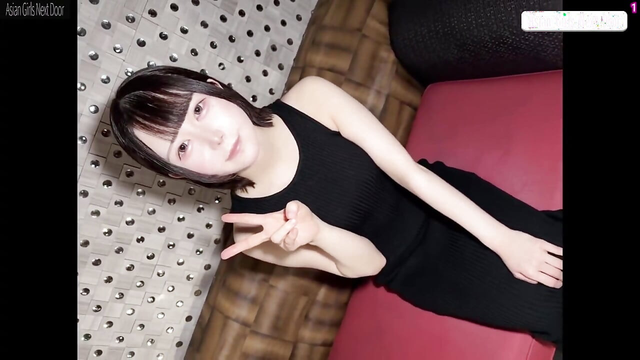 Gadis cantik dengan tubuh aduhai ini lagi ngidam dikasih pelajaran rahasia di debut eksklusif angle1