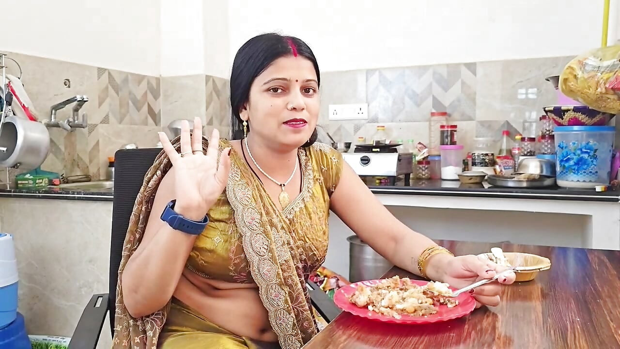 Mi india caliente me atrapó cuando me masturbé completamente en mi habitación