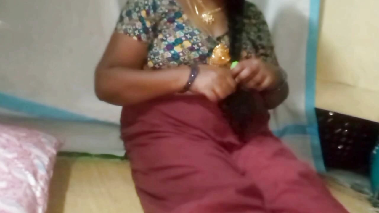 Indisk mallu tante sex med hjemmelaget romantikk