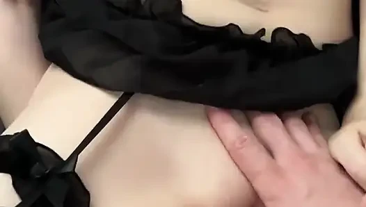 Bermain peran dengan lingerie seksi