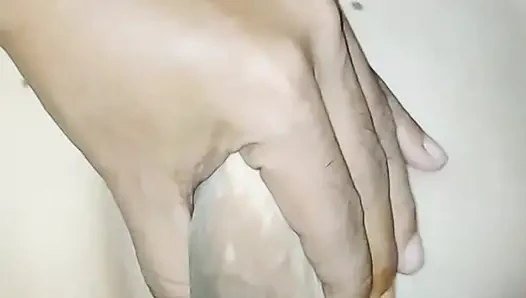 Playing Obedient Mother-in-Law's Pussy