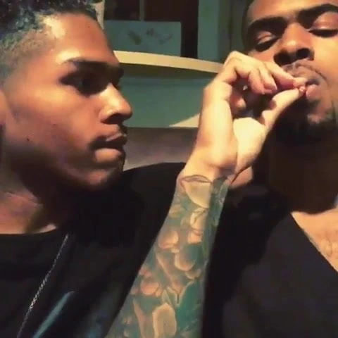 Str8 damn this is kiss