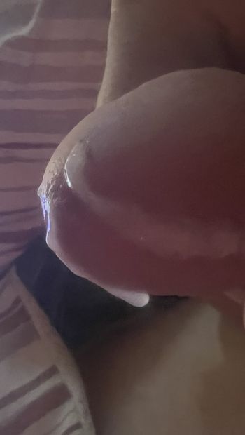 Just want someone to come clean me up and swallow my hot cum.