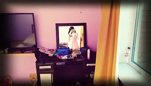 Tante seksi rusia lagi pamer posisi intimnya. Memek berbulu cewek gemuk dengan memek berbulu - ginnagg