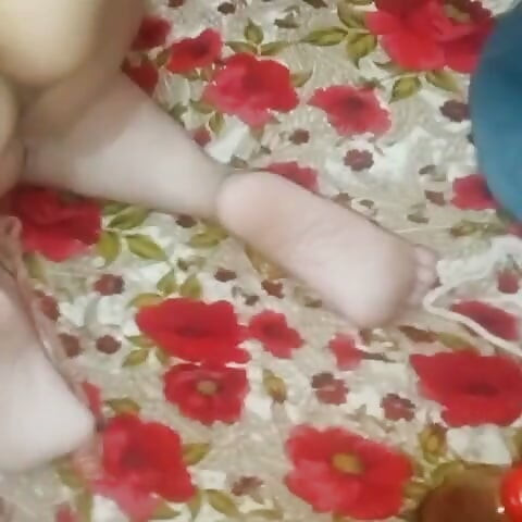 Dasi sert ilk göt deliği sikme çok güzel vücut üvey kız kardeş üvey erkek kardeşle kurulum