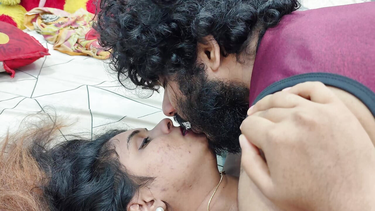 Romansa hot pasangan asal mallu