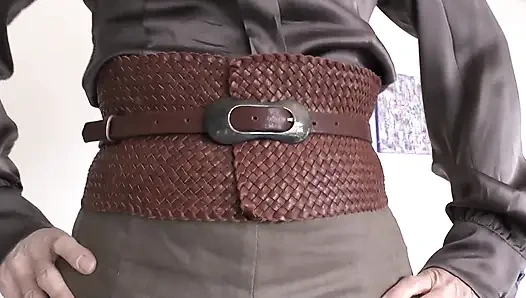 Kete etekli heyecan verici kemer takma, bölüm 2, Lady Victoria Valente