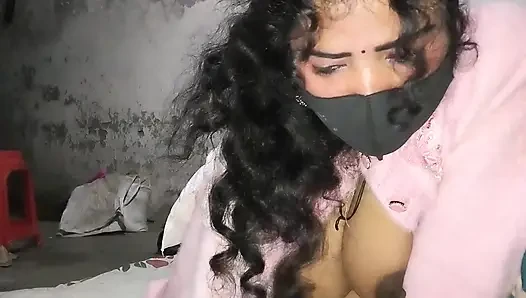 Моя жена с большими сиськами трахается с другом мужа